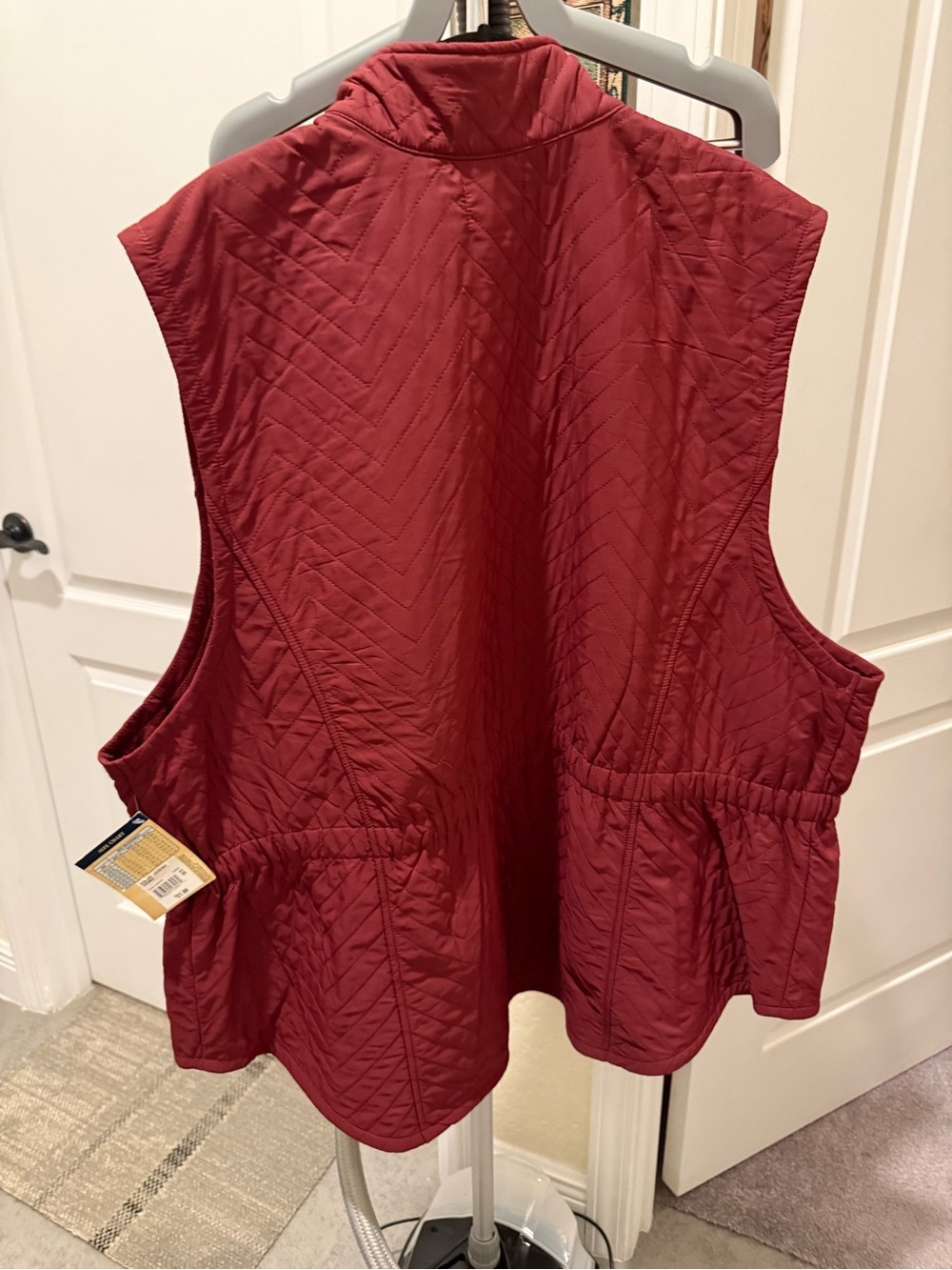 Women's Quilted Vest in Burgundy